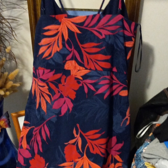 Floral Spaghetti Strap Dress - Picture 7 of 9